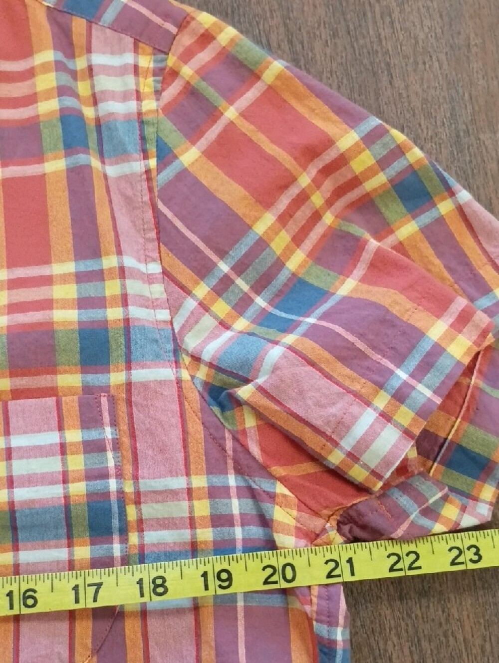 J.Crew Red Multicolor Plaid Short Sleeve Button Down Shirt Size Medium - Picture 8 of 11